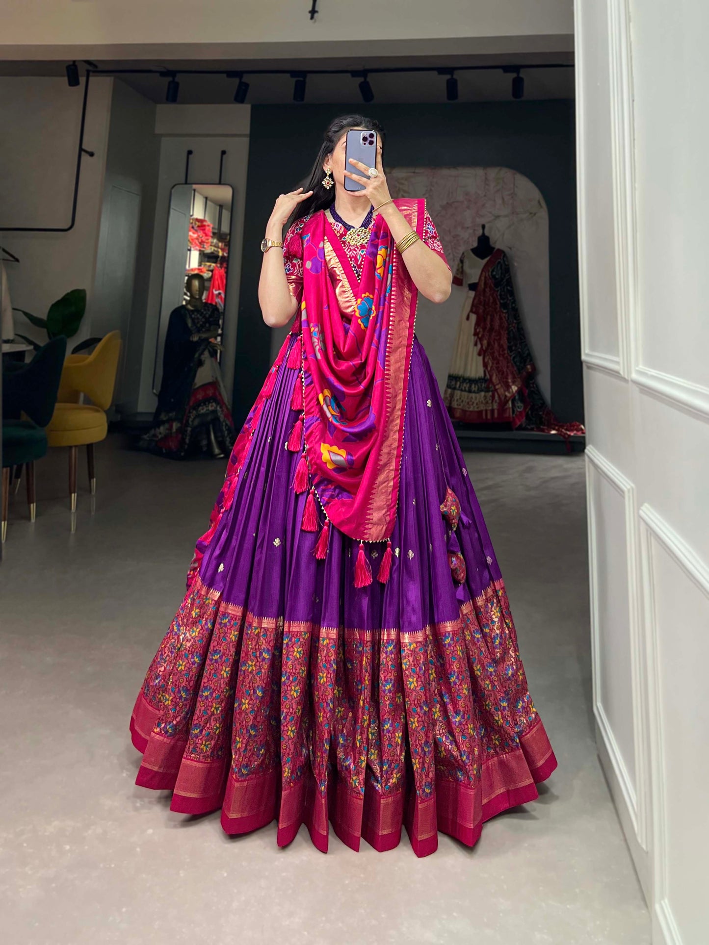 ArtVastra Lehenga Set - Kalamkari Impressions on Lustrous Silk