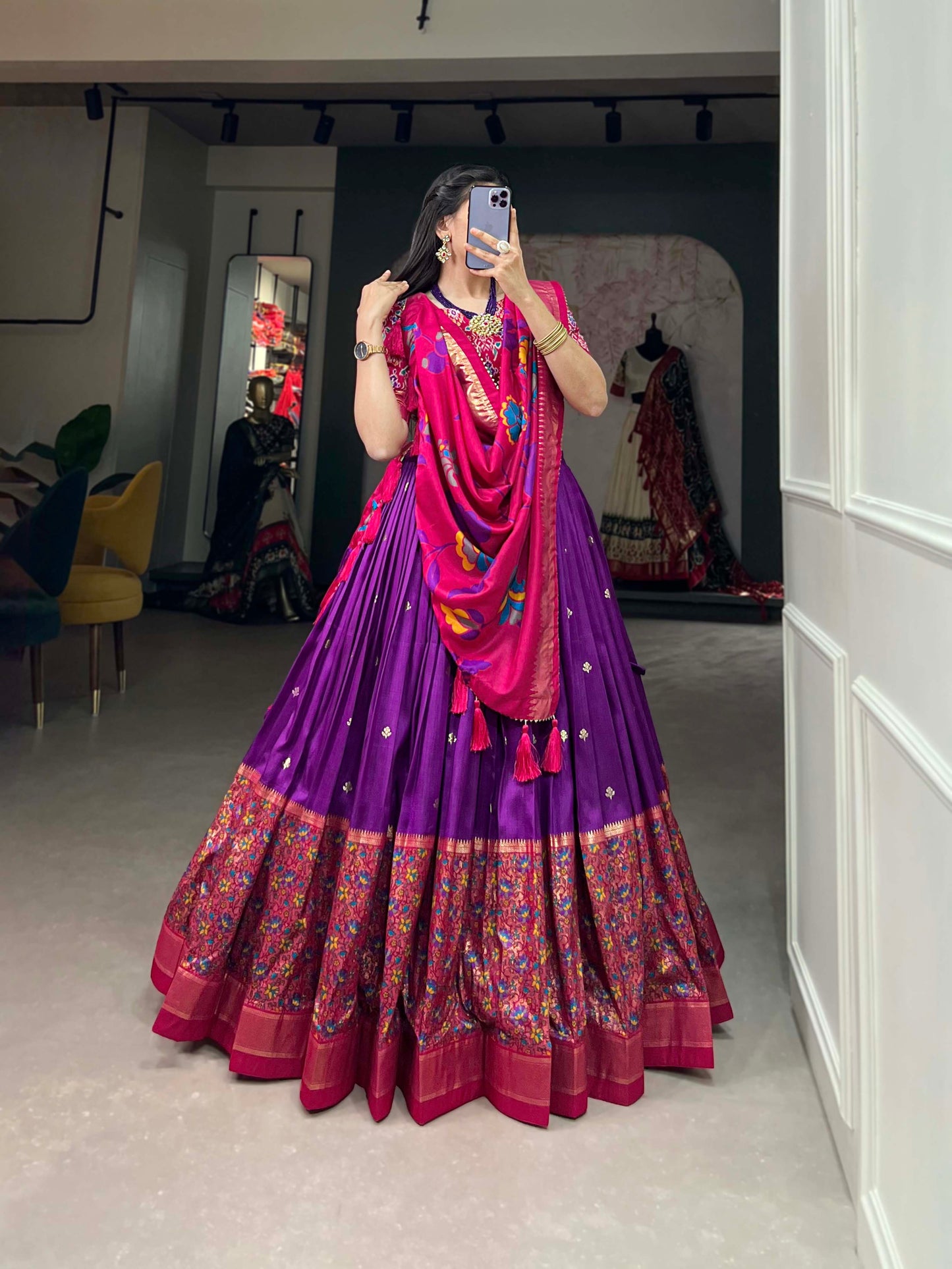 ArtVastra Lehenga Set - Kalamkari Impressions on Lustrous Silk