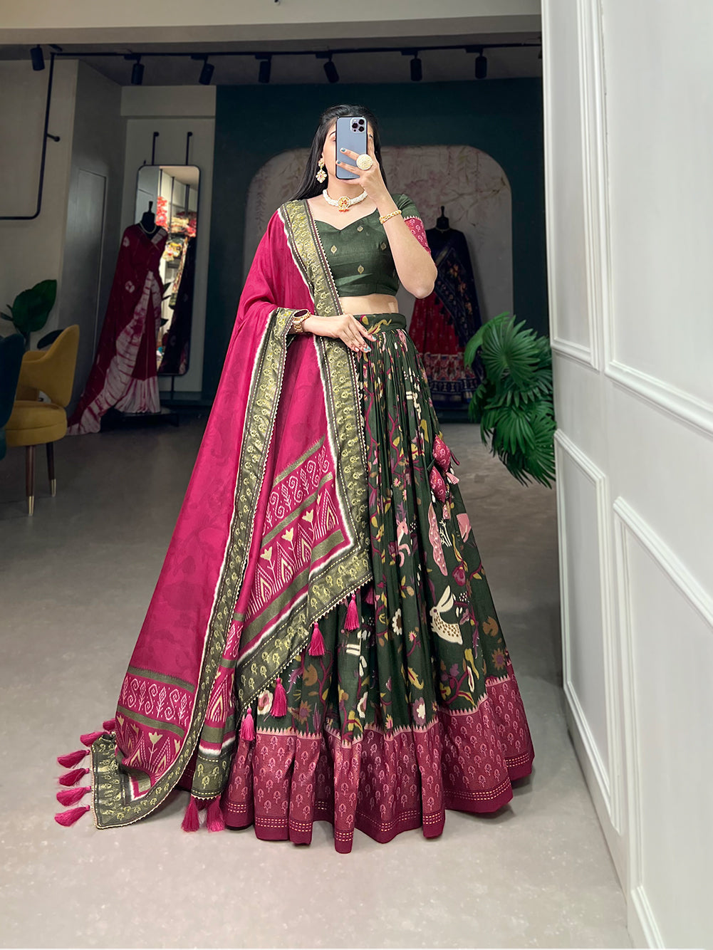 PatolaNoor Lehenga Set – Ethnic Prints with Gotta Patti Borders-Minimum Qty -10 Pic