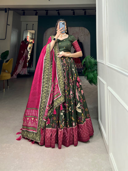 PatolaNoor Lehenga Set – Ethnic Prints with Gotta Patti Borders-Minimum Qty -10 Pic