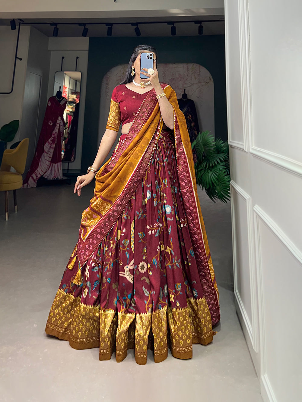 PatolaNoor Lehenga Set – Ethnic Prints with Gotta Patti Borders-Minimum Qty -10 Pic