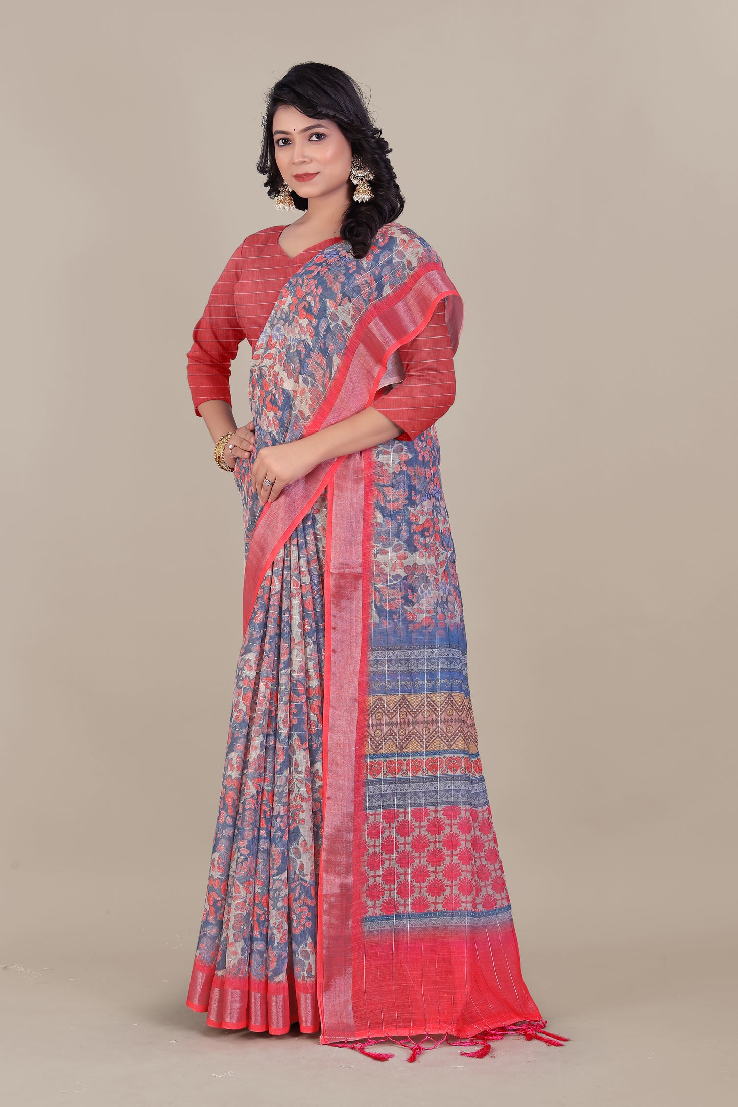 Silvermist Drape - Pure Linen Saree with Ethereal Zari Lurex Sparkle