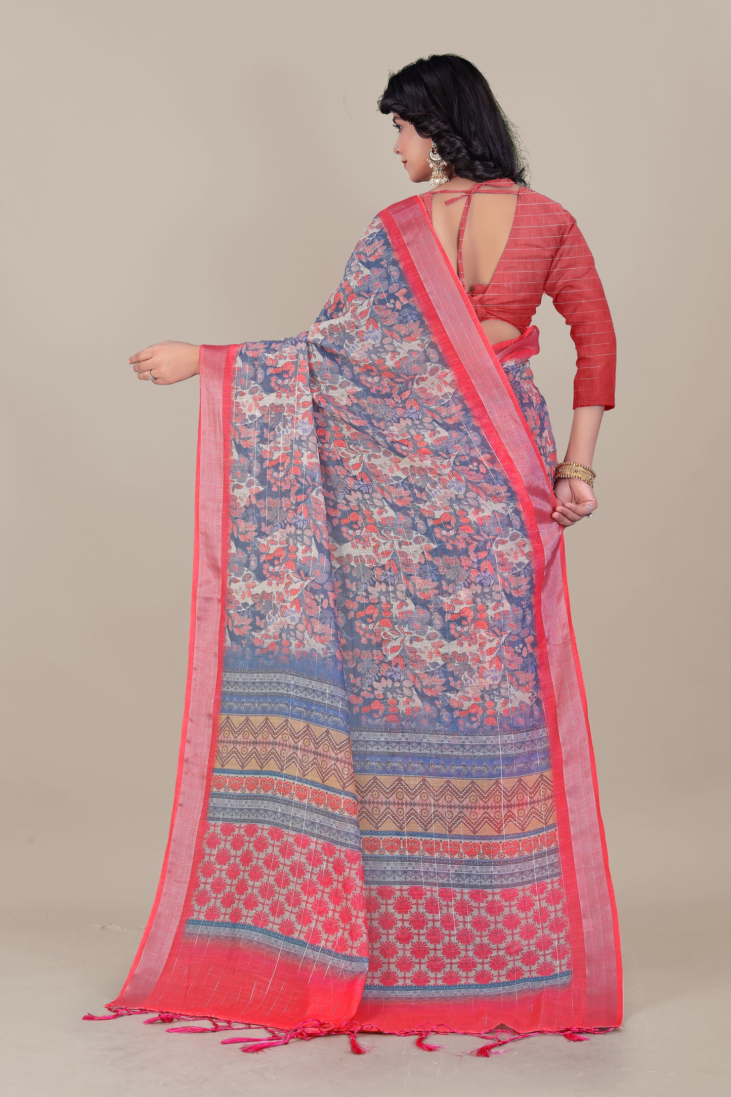 Silvermist Drape - Pure Linen Saree with Ethereal Zari Lurex Sparkle