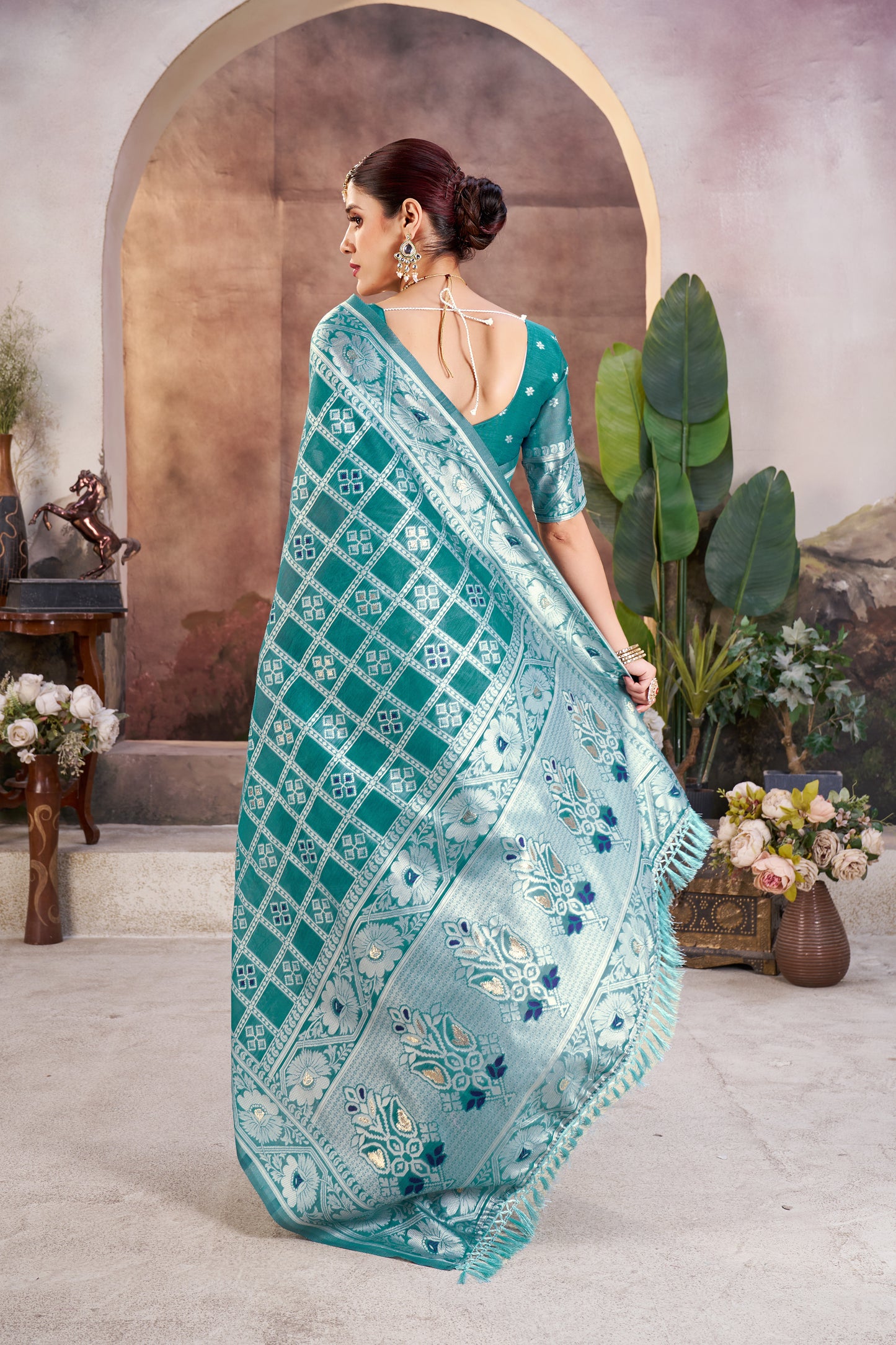 Luxurious Gharchola Bandhani Cotton Saree With Unstitched Blouse