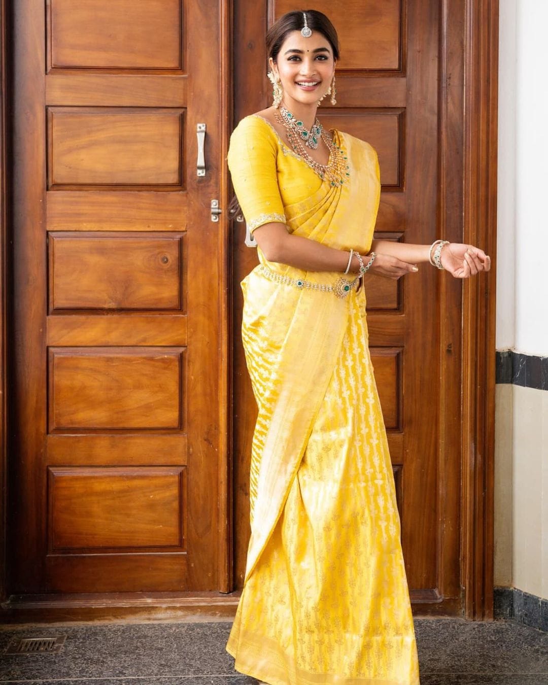 Silk Saree with Stunning Pallu and Elegant Jacquard Border Detailing