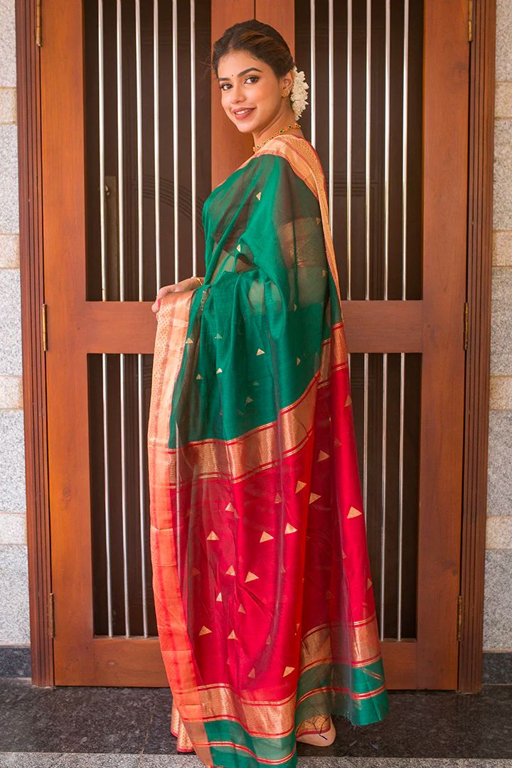 Zarivaram: Embellished Kanjivaram Saree with Traditional Motifs And Golden Weave