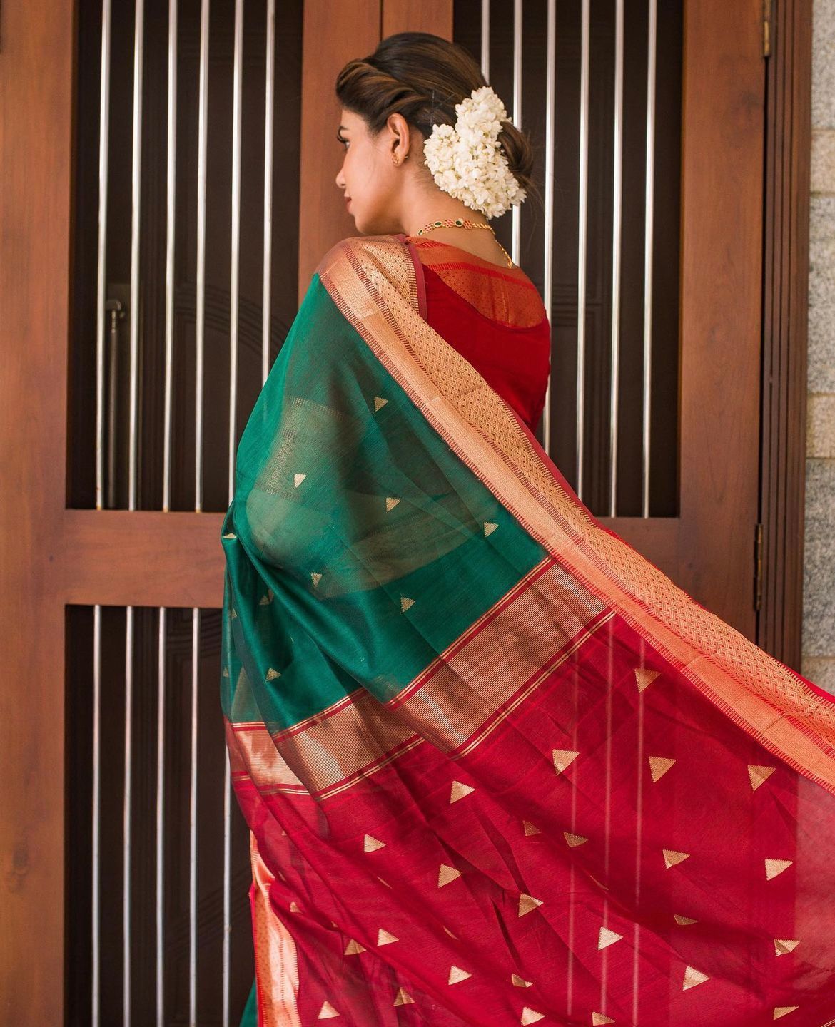 Zarivaram: Embellished Kanjivaram Saree with Traditional Motifs And Golden Weave