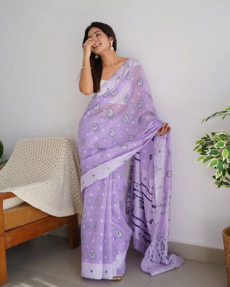Noorika: Premium Soft Cotton Saree with Artistic Motifs And Luxe Accents