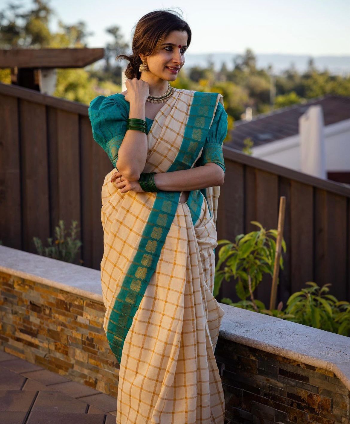 ZariChakra: Banarasi Silk Saree with Golden Check Pattern And Festive Luxe-Minimum Qty -10 Pic