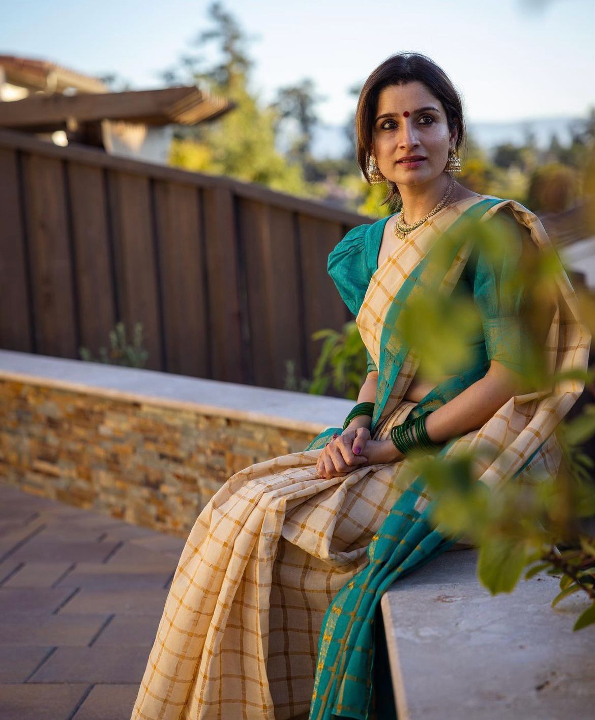ZariChakra: Banarasi Silk Saree with Golden Check Pattern And Festive Luxe-Minimum Qty -10 Pic