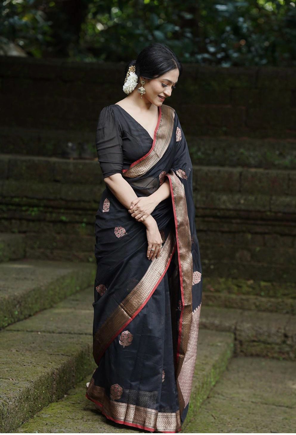 Silk Saree with Rich Pallu And Woven Blouse – Heavy Jacquard Work-Minimum Qty -10 Pic