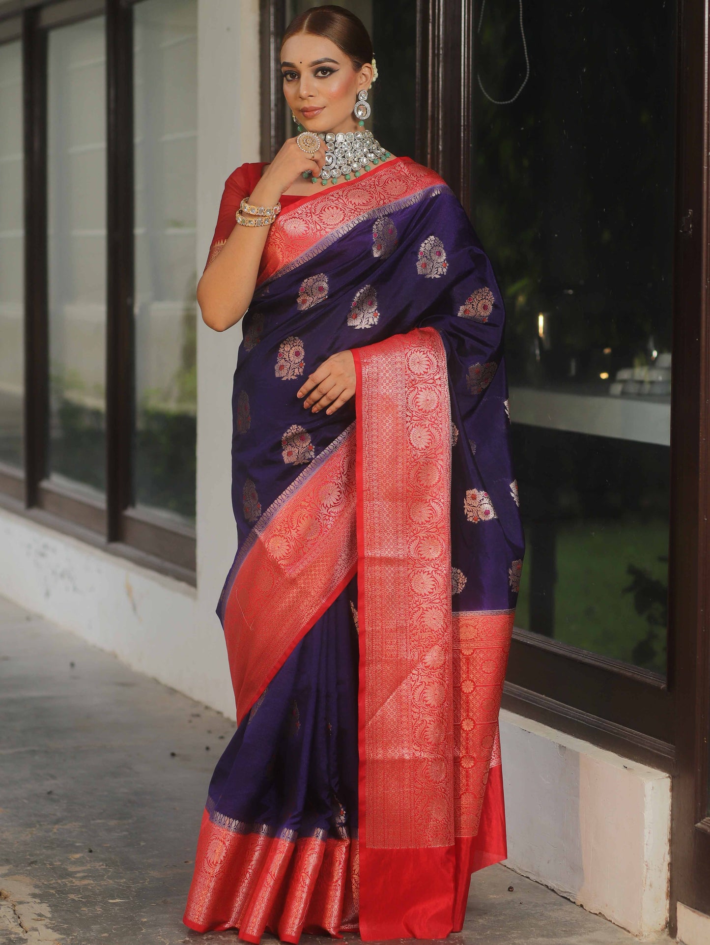 Golden Brocade Banarasi – Silk Woven Grandeur with Zari Detailing
