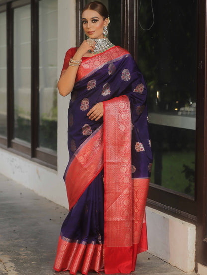 Golden Brocade Banarasi – Silk Woven Grandeur with Zari Detailing