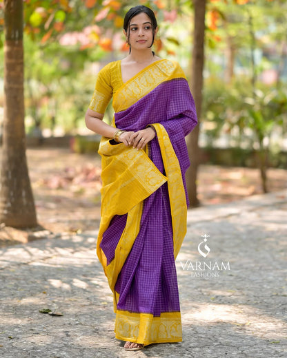 Banarasi Check Weave – Silk Saree with Jacquard Texture And Ornate Border Work-Minimum Qty -10 Pic