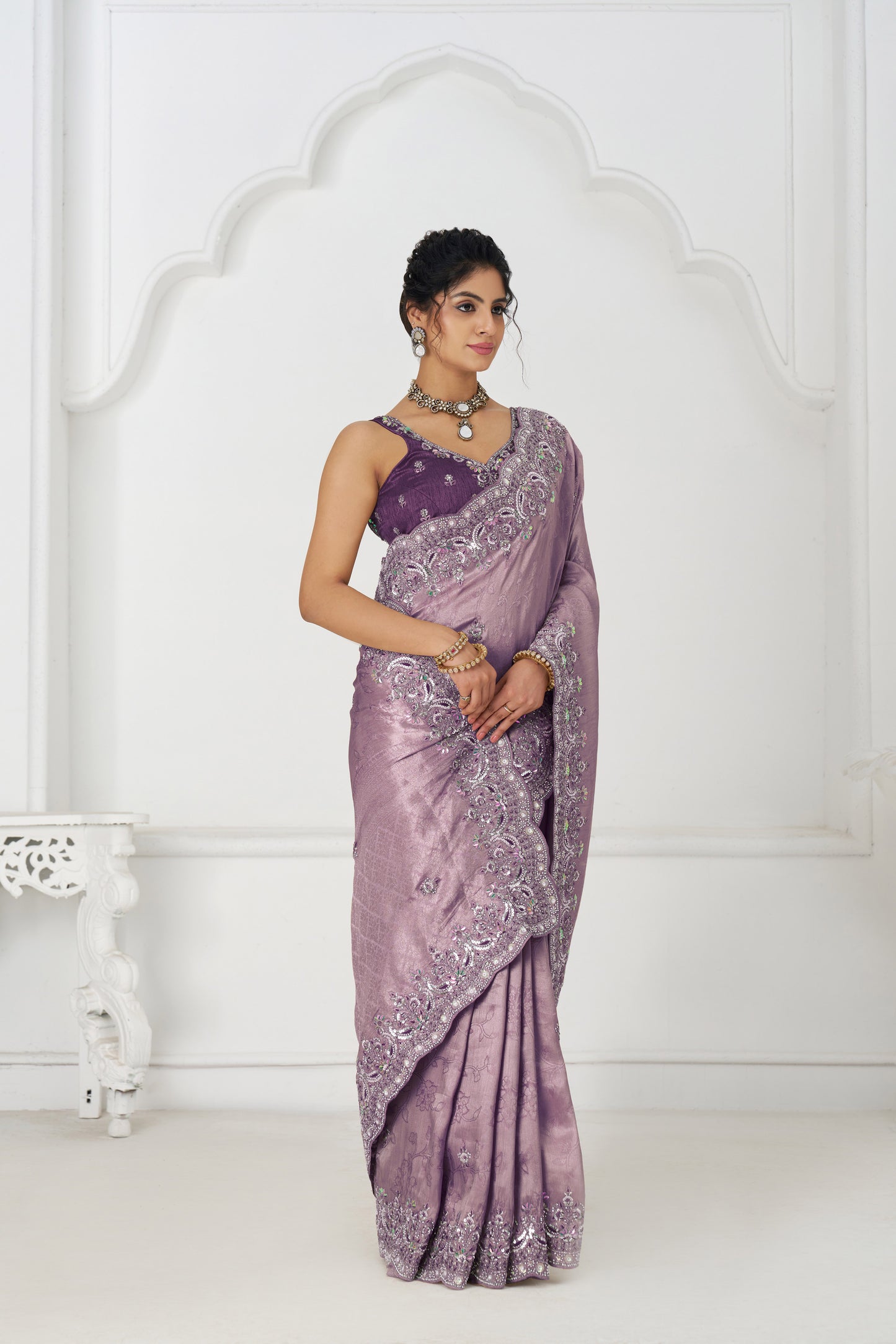Luxe Dola Saree with Glam Paisley Sequins And Sparkle Stones And Unstiched Blouse
