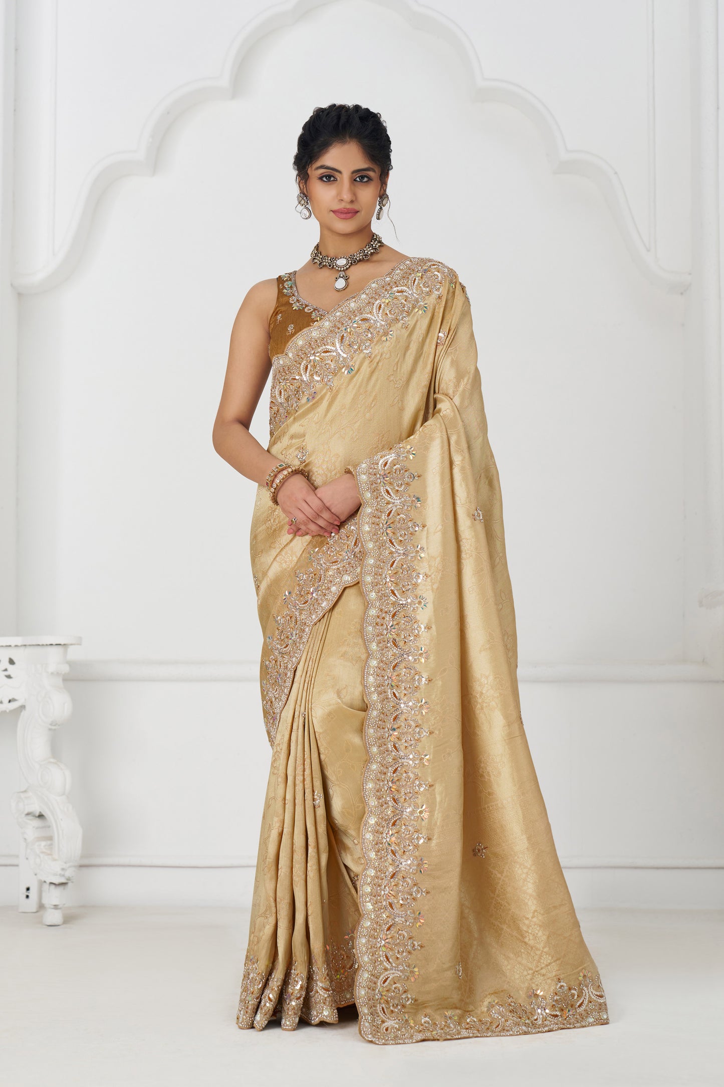 Luxe Dola Saree with Glam Paisley Sequins And Sparkle Stones And Unstiched Blouse