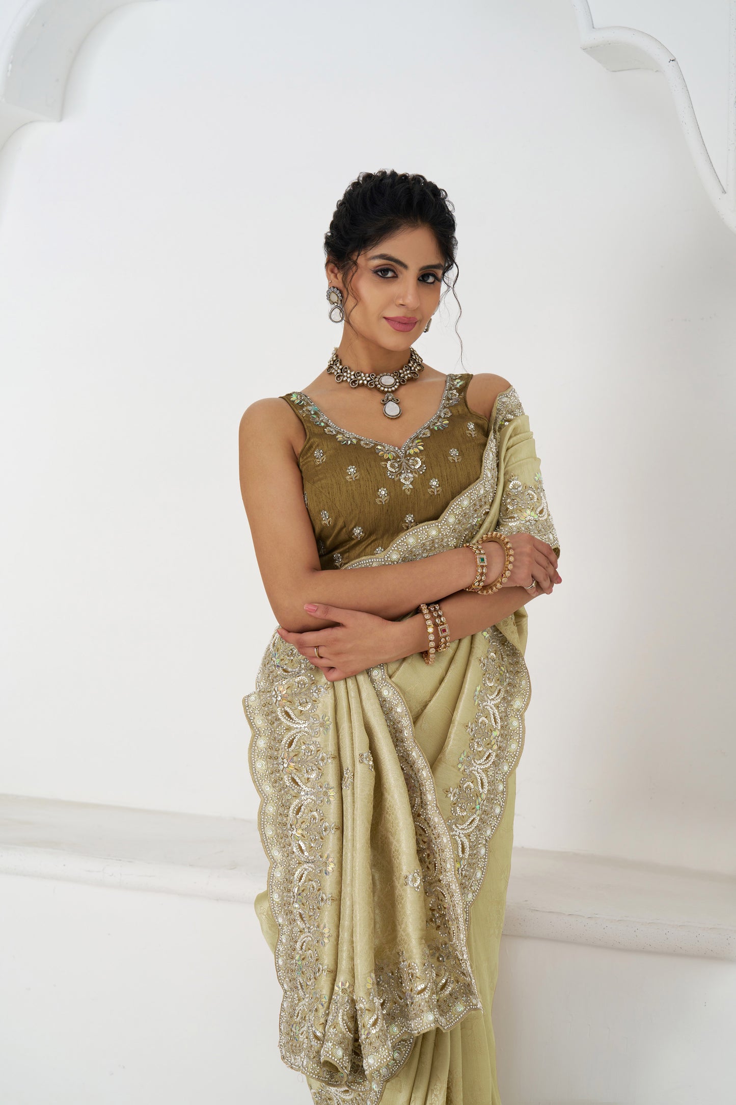 Luxe Dola Saree with Glam Paisley Sequins And Sparkle Stones And Unstiched Blouse
