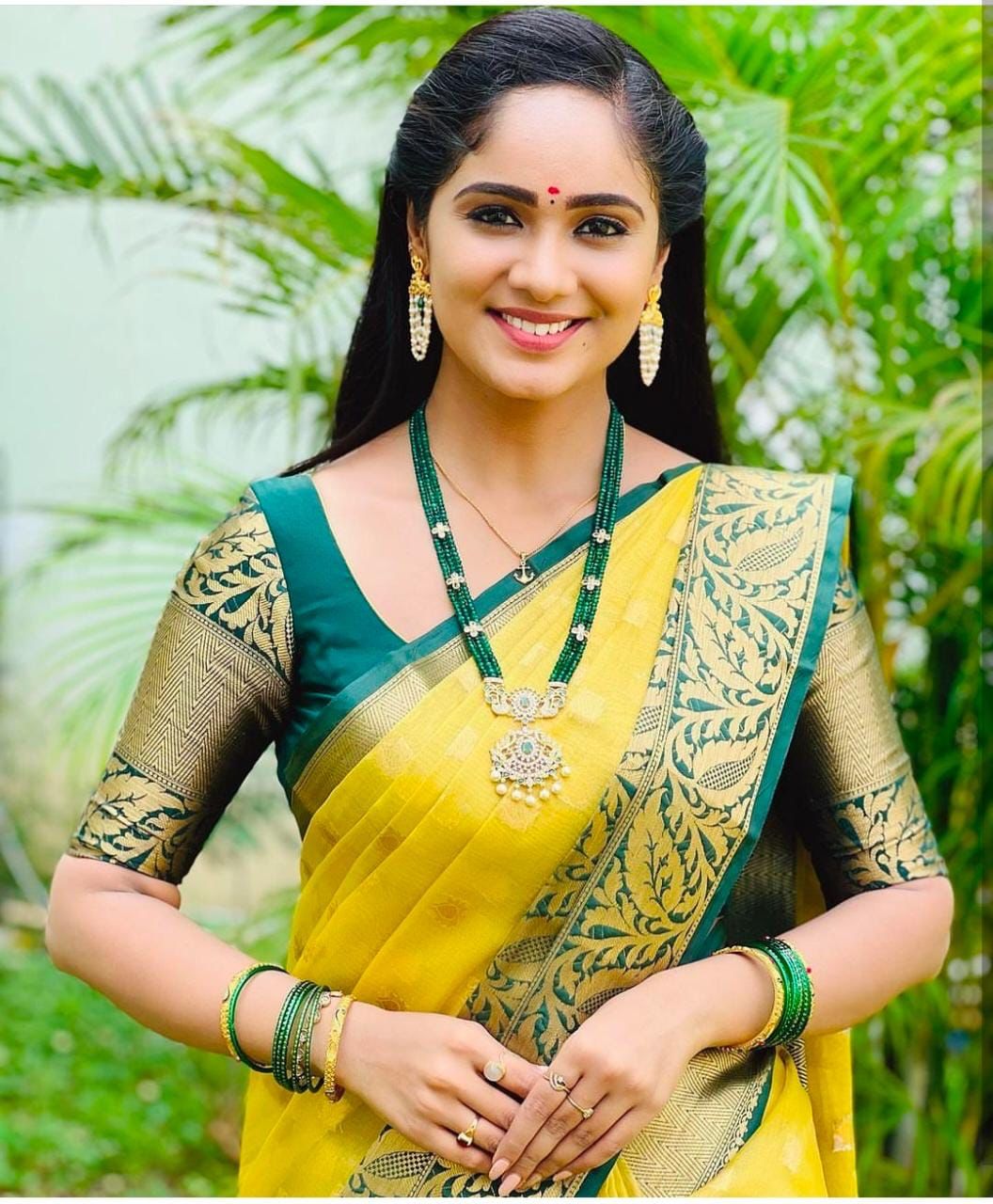 Runglory Sunshine Yellow Silk Saree with Green Border